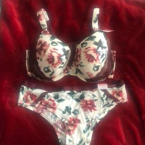 Lane Bryant Lightly Lined Full Coverage Bra/Panty